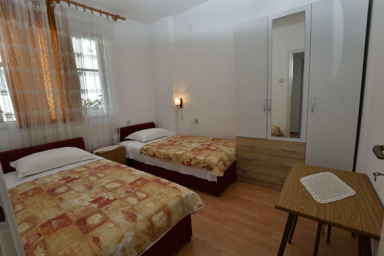 Apartment Maria Primošten Exterior foto